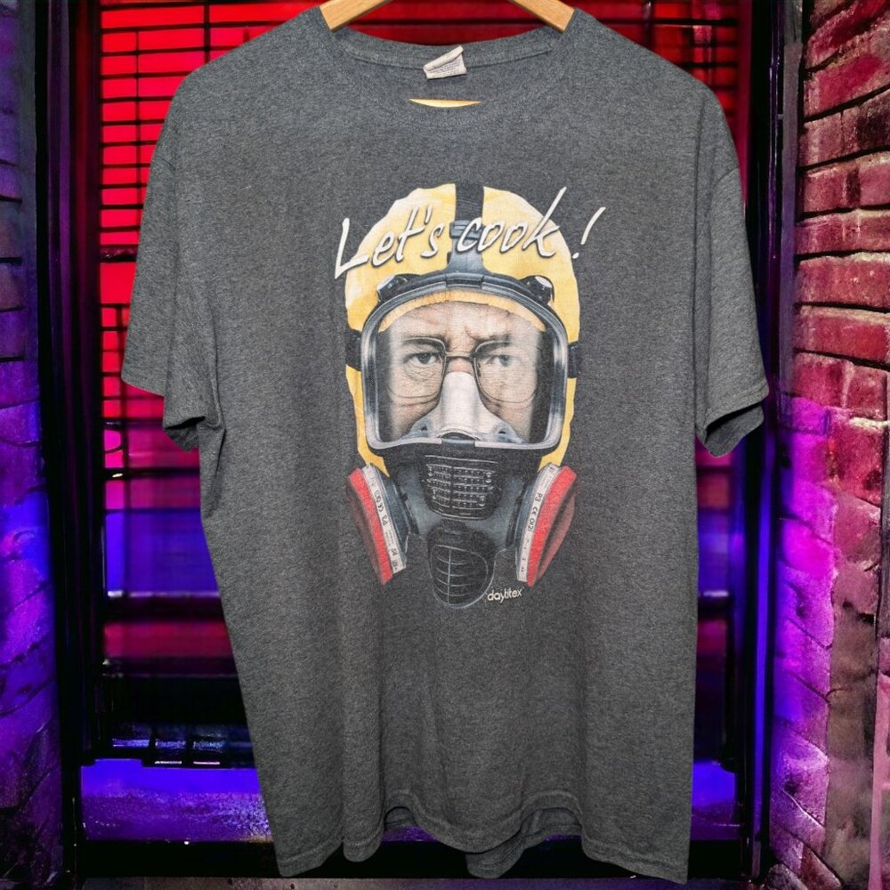 Walter White Let's Cook Breaking Bad Fruit Of The Loom Tag, Large